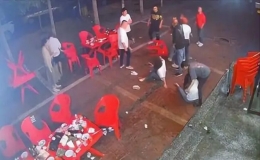藝人紛紛發(fā)聲譴責(zé)唐山市圍毆女子的事件