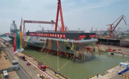 中國第三艘航空母艦17日下水 命名“福建艦”