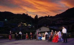 “仲夏夜星空”——復(fù)旦人在前洋夏季田野音樂會(huì)