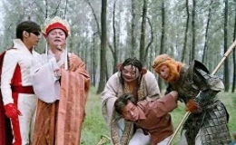 魔幻手機(jī)一共有幾部（經(jīng)典國產(chǎn)劇魔幻手機(jī)系列）