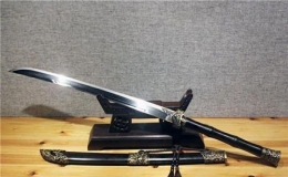 三國十大兵器排名，青釭劍排名第一，方天畫戟排第二